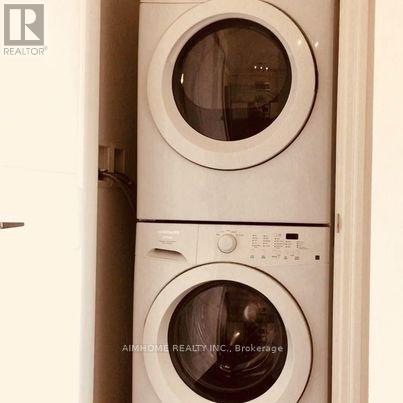 1707 - 275 Yorkland Road, Toronto, Ontario  M2J 0B4 - Photo 11 - C12890380