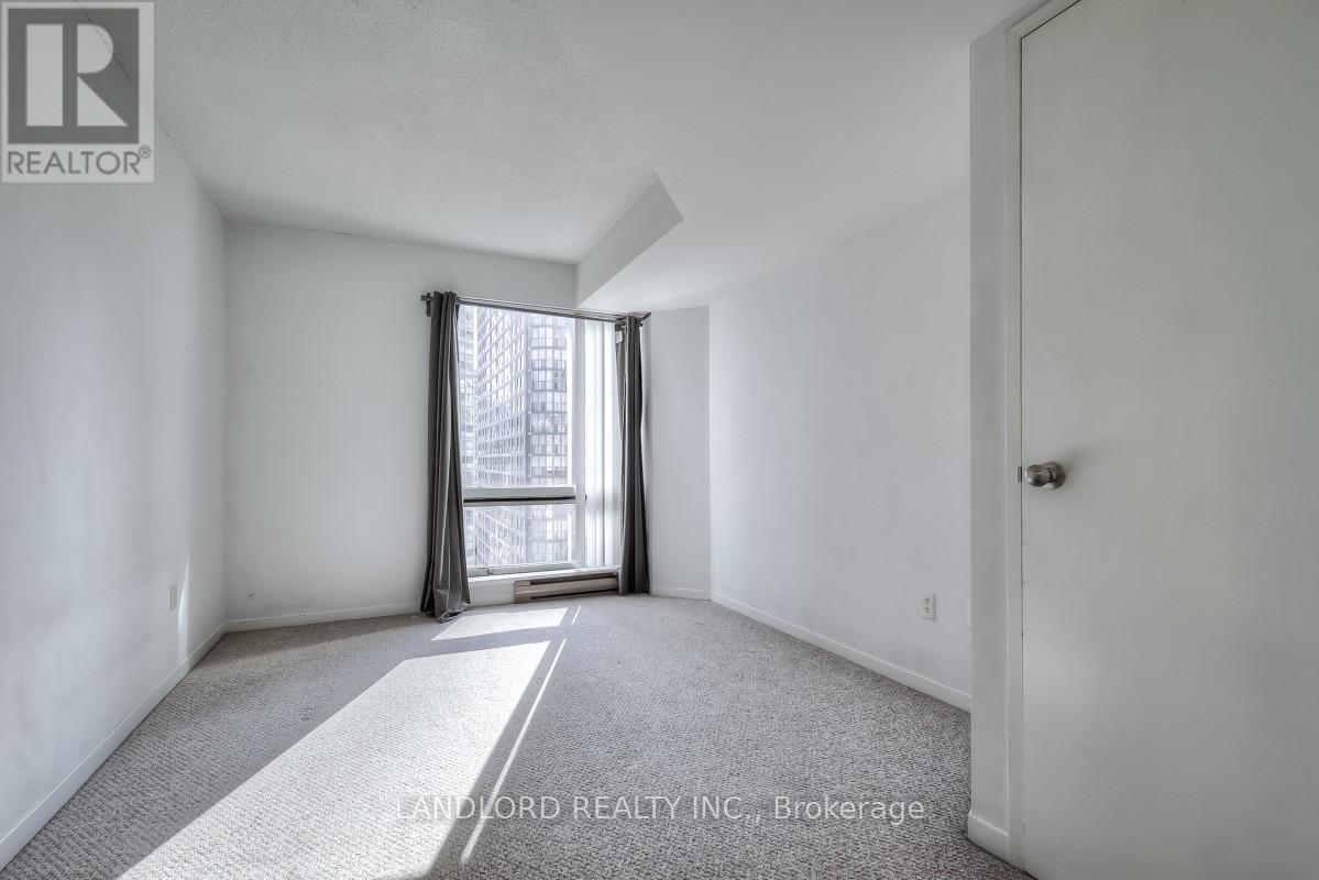 1006 - 1001 Bay Street, Toronto, Ontario  M5S 3A6 - Photo 12 - C12890416