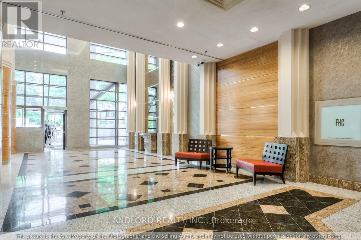 1006 - 1001 Bay Street, Toronto, Ontario  M5S 3A6 - Photo 18 - C12890416