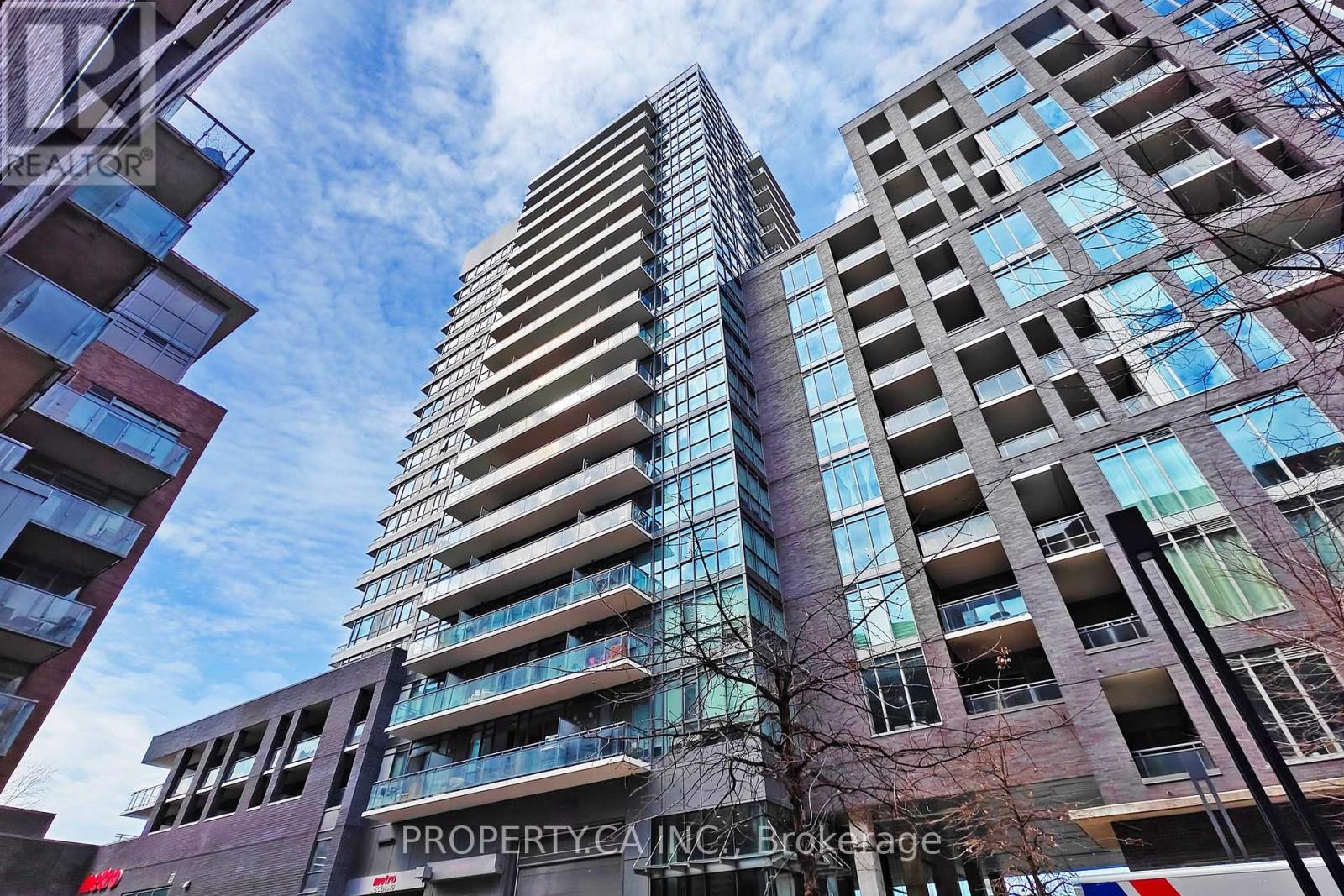 1205 - 20 MINOWAN MIIKAN LANE, Toronto, Ontario