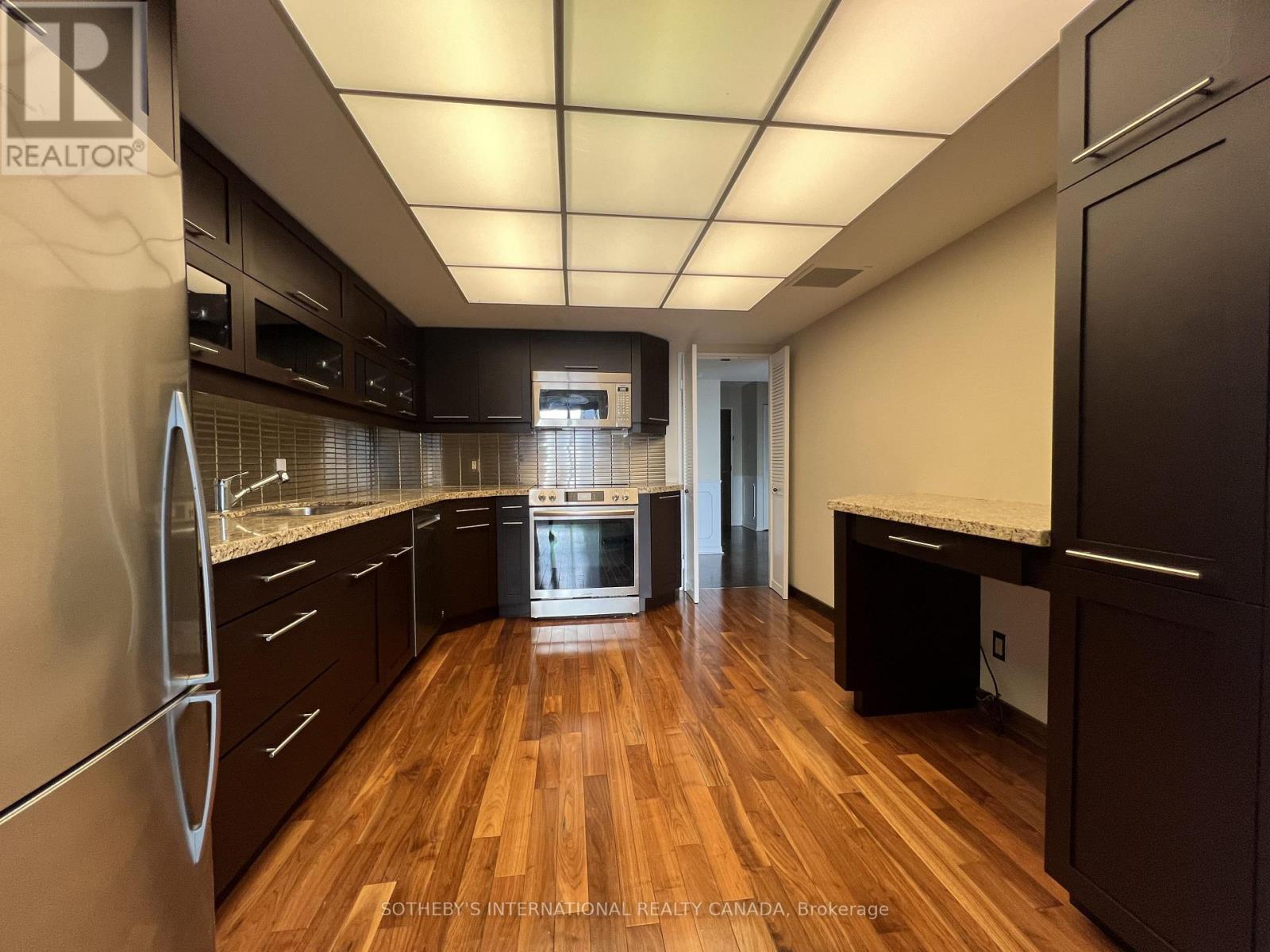 1414 - 55 Harbour Square, Toronto, Ontario  M5E 2L1 - Photo 14 - C12890462