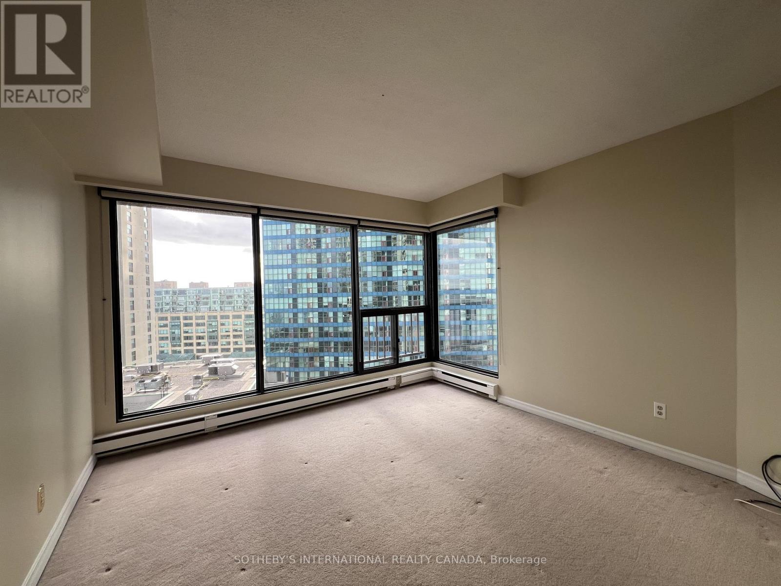 1414 - 55 Harbour Square, Toronto, Ontario  M5E 2L1 - Photo 18 - C12890462