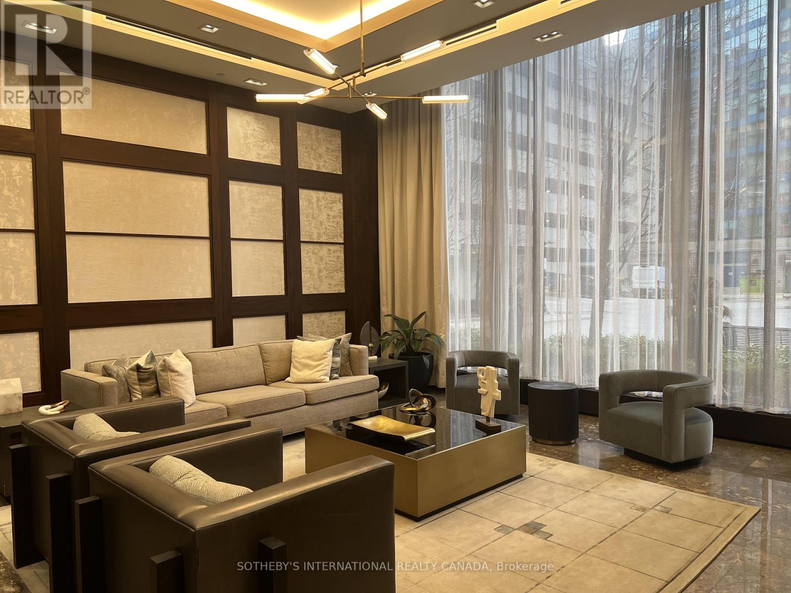 1414 - 55 Harbour Square, Toronto, Ontario  M5E 2L1 - Photo 2 - C12890462