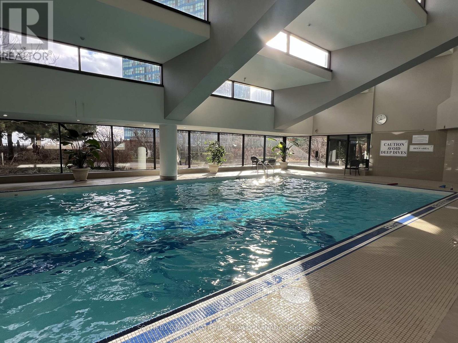 1414 - 55 Harbour Square, Toronto, Ontario  M5E 2L1 - Photo 29 - C12890462