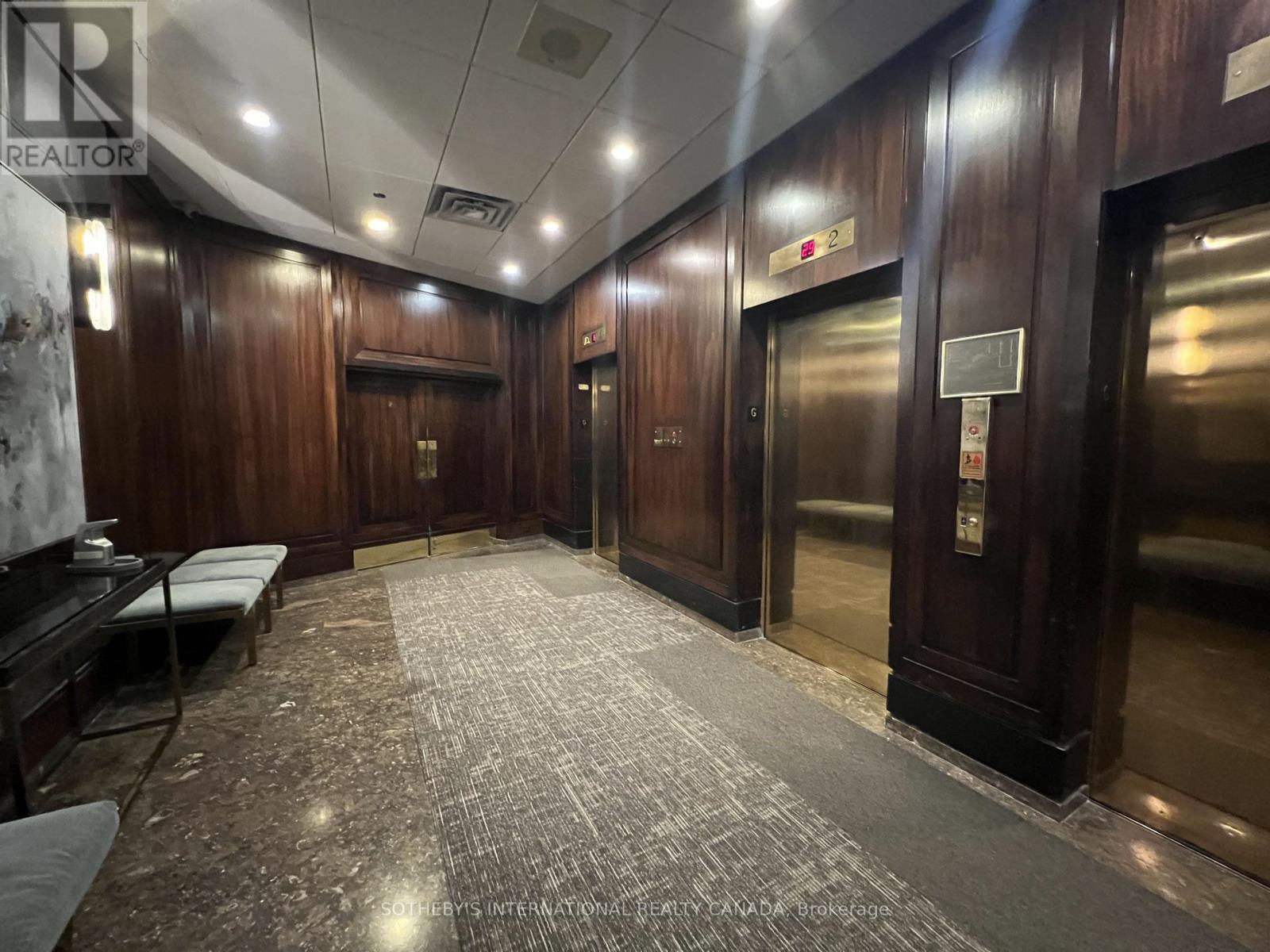 1414 - 55 Harbour Square, Toronto, Ontario  M5E 2L1 - Photo 4 - C12890462