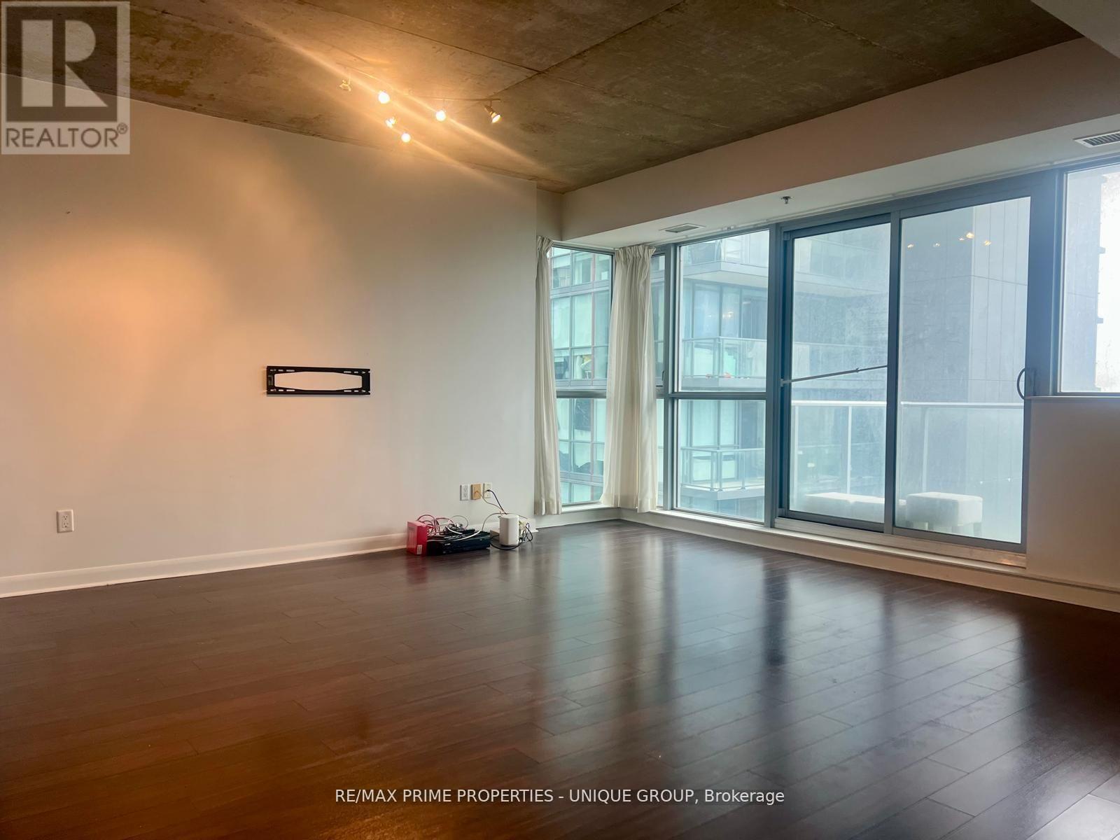 2803 - 375 King Street W, Toronto, Ontario  M5V 1K1 - Photo 8 - C12890476