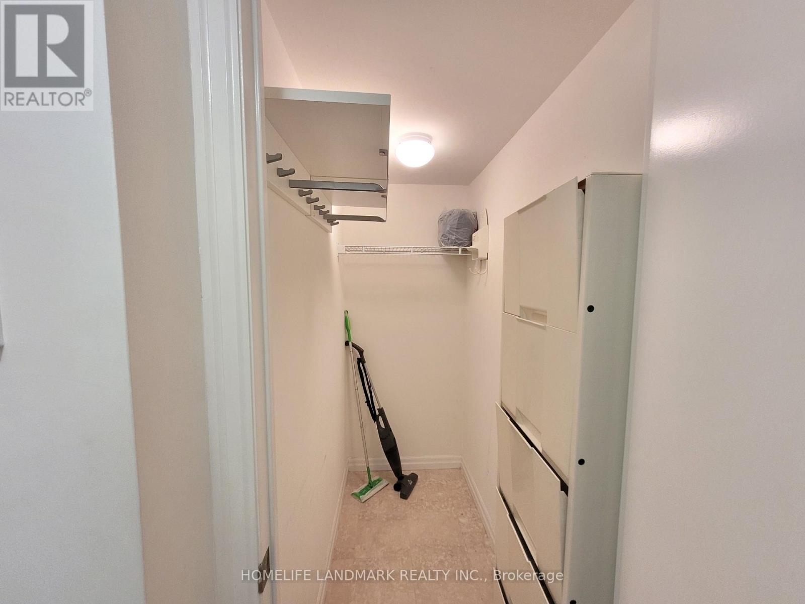 912 - 300 Bloor Street E, Toronto (Rosedale-Moore Park), Ontario  M4W 3S2 - Photo 9 - C12890502