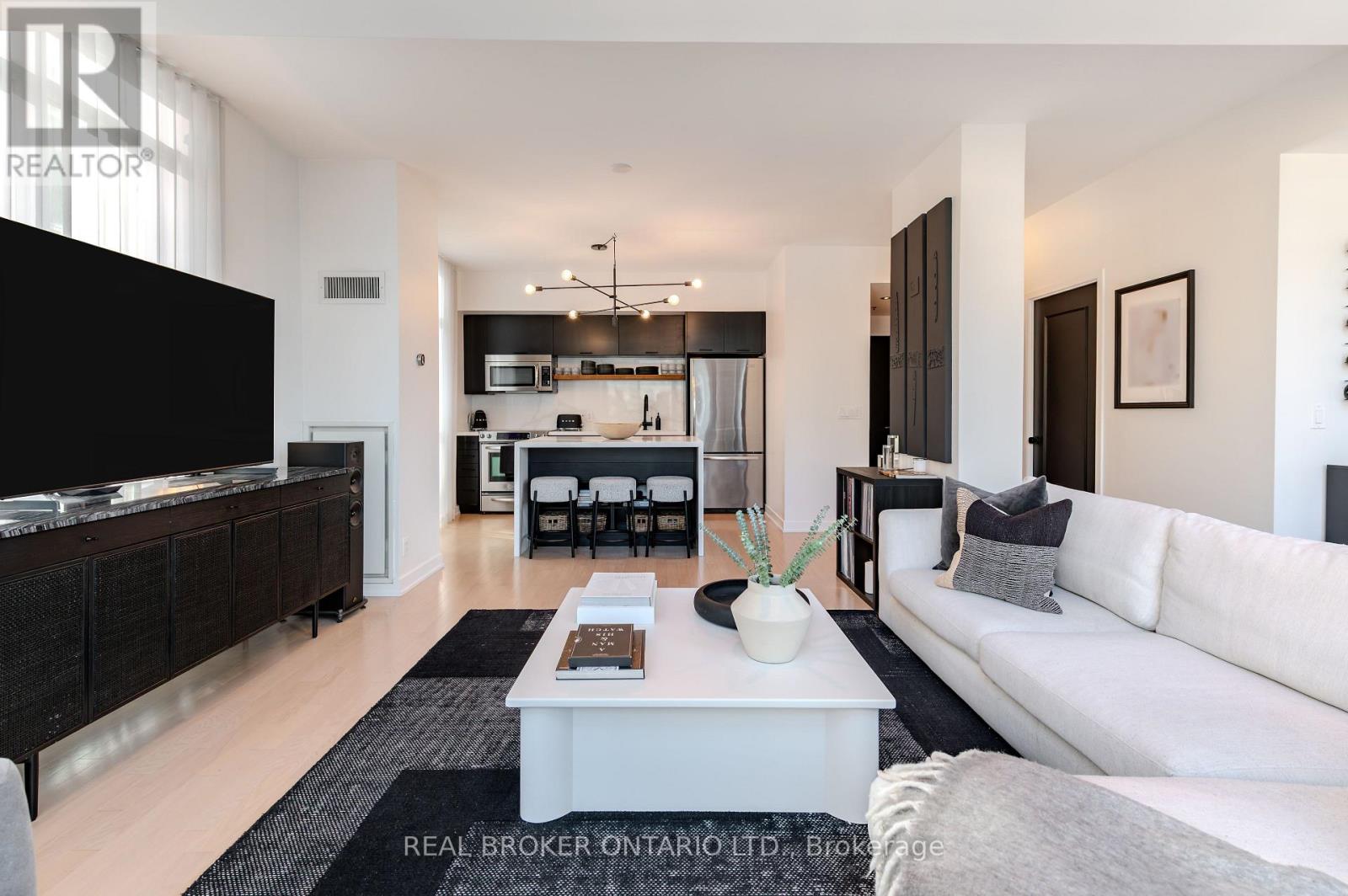 Lph22 - 21 Nelson Street, Toronto (Waterfront Communities), Ontario  M5V 1T8 - Photo 10 - C12890508