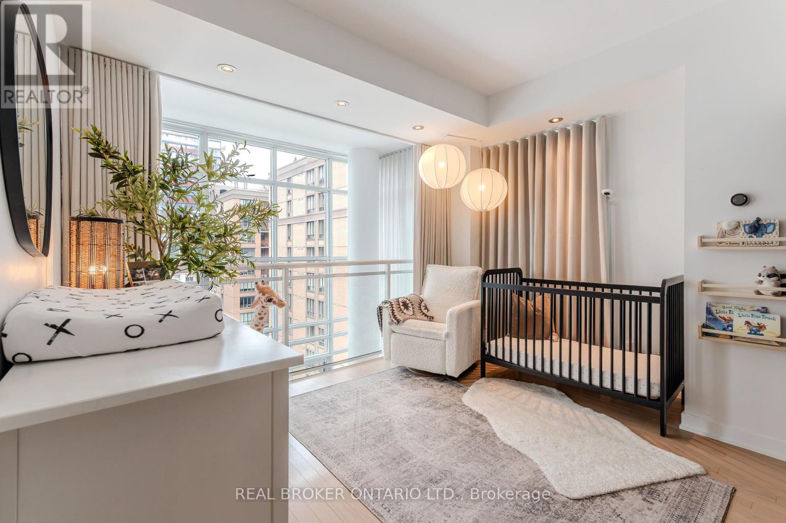 Lph22 - 21 Nelson Street, Toronto (Waterfront Communities), Ontario  M5V 1T8 - Photo 31 - C12890508