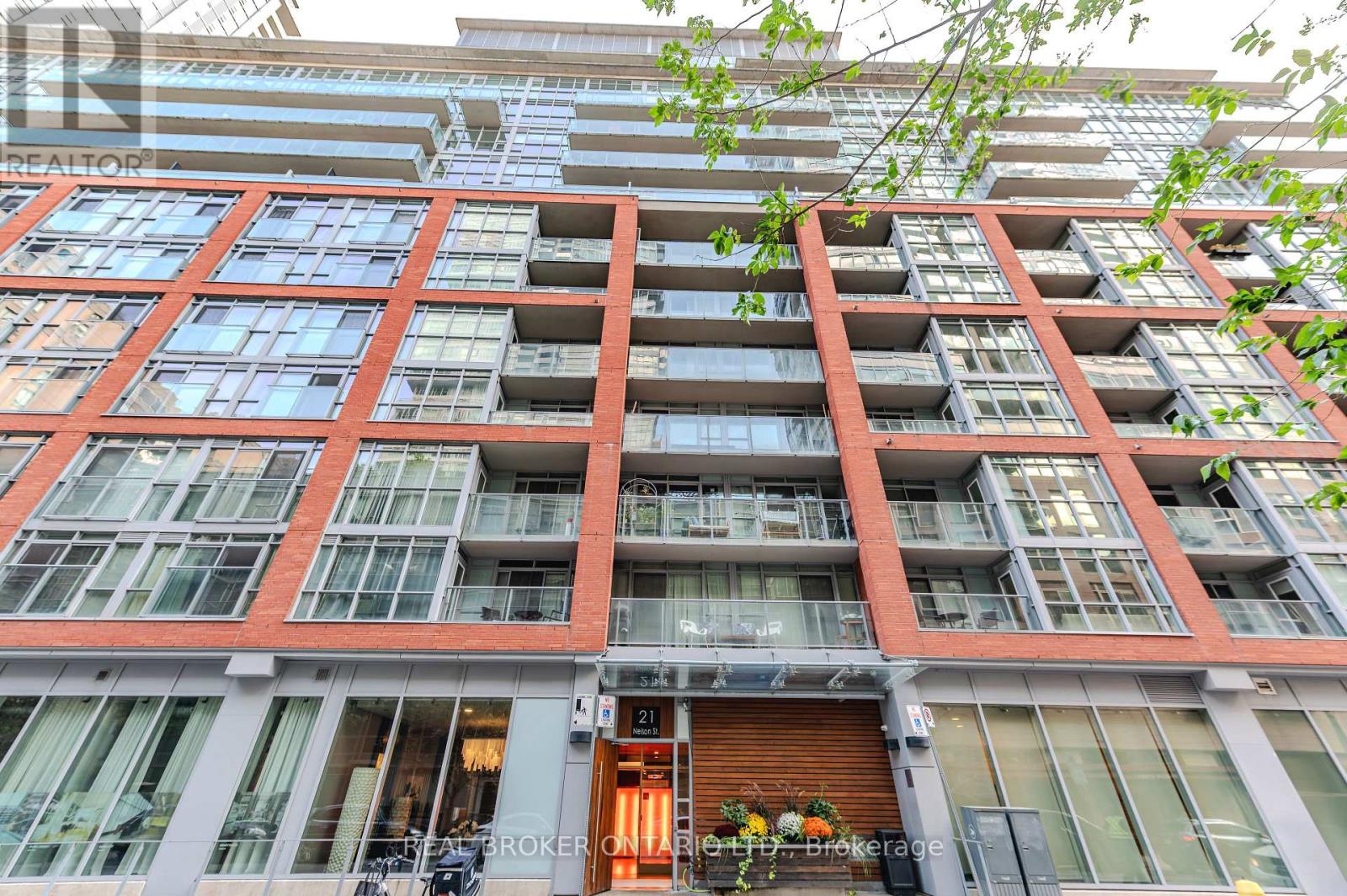 Lph22 - 21 Nelson Street, Toronto (Waterfront Communities), Ontario  M5V 1T8 - Photo 42 - C12890508