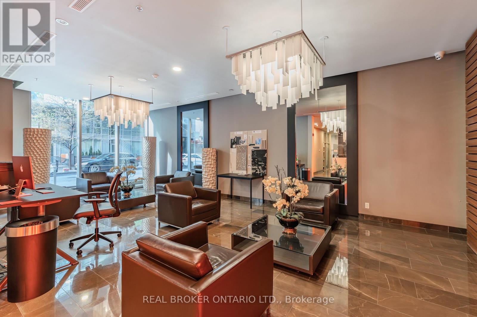 Lph22 - 21 Nelson Street, Toronto (Waterfront Communities), Ontario  M5V 1T8 - Photo 47 - C12890508