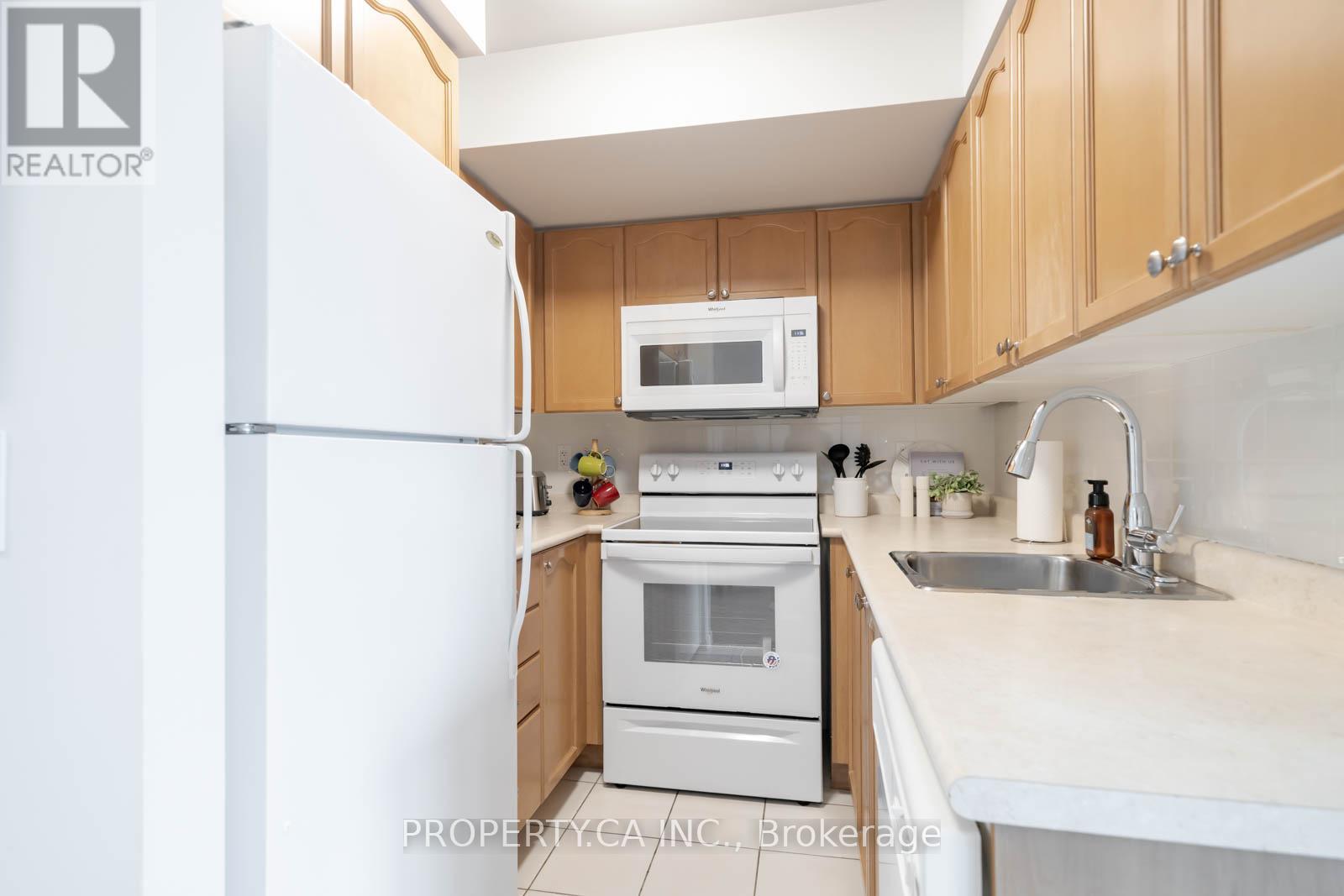 3009 - 18 Yonge Street, Toronto, Ontario  M5E 1Z8 - Photo 11 - C12890604