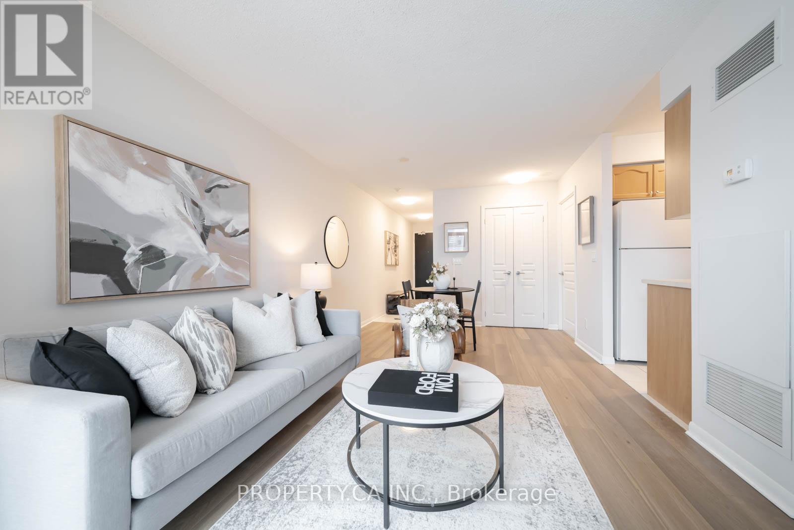 3009 - 18 Yonge Street, Toronto, Ontario  M5E 1Z8 - Photo 2 - C12890604