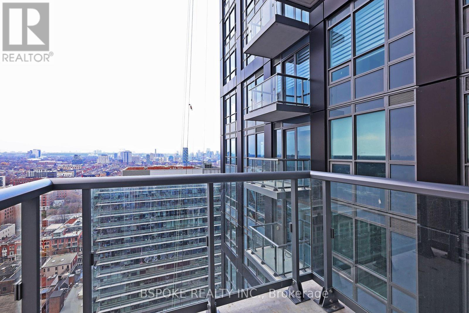 2811 - 108 Peter Street, Toronto, Ontario  M5V 2G7 - Photo 2 - C12890608