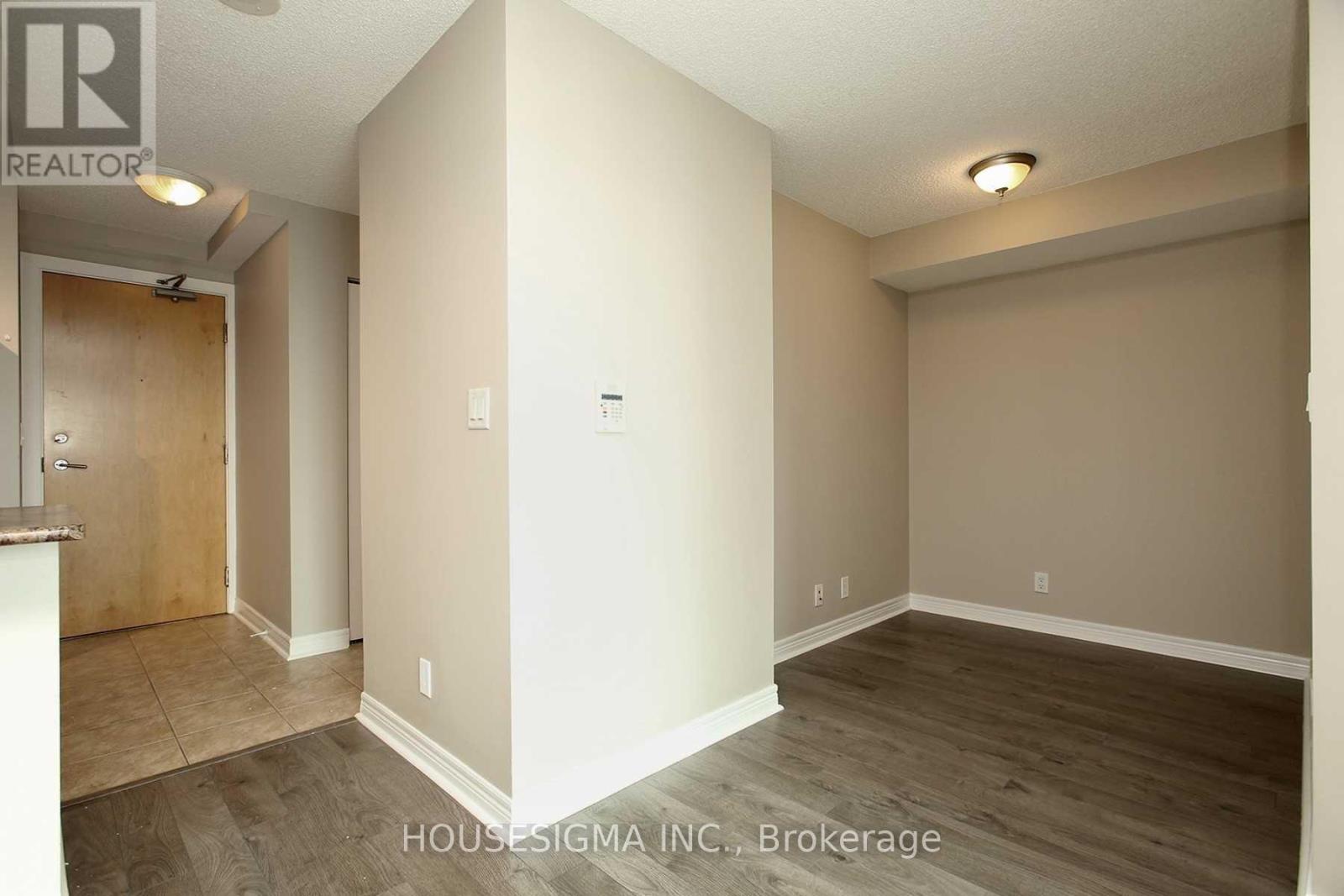 1410 - 212 Eglinton Avenue E, Toronto (Mount Pleasant West), Ontario  M4P 1K2 - Photo 10 - C12890616