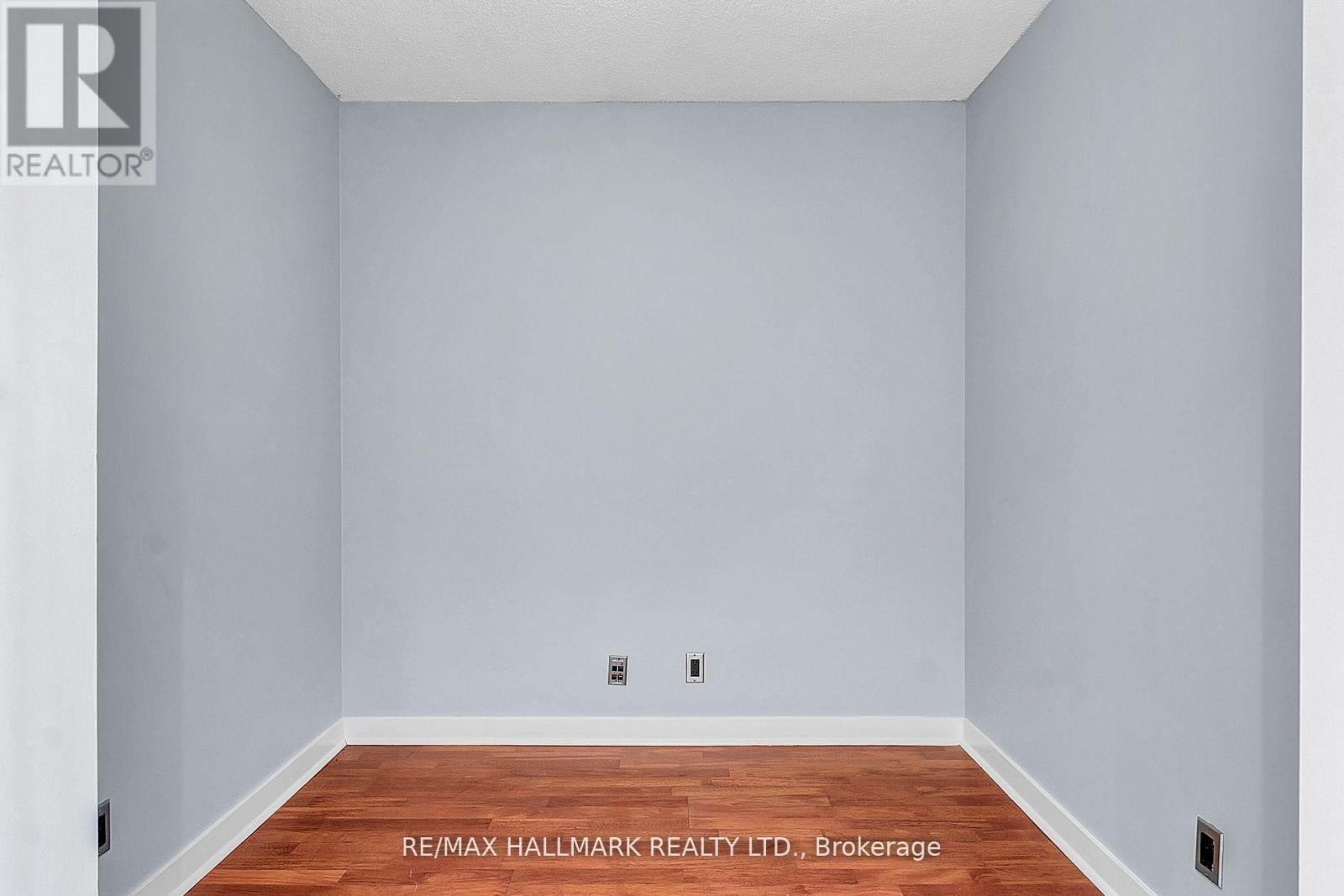 2209 - 373 Front Street W, Toronto, Ontario  M5V 3R7 - Photo 14 - C12890622