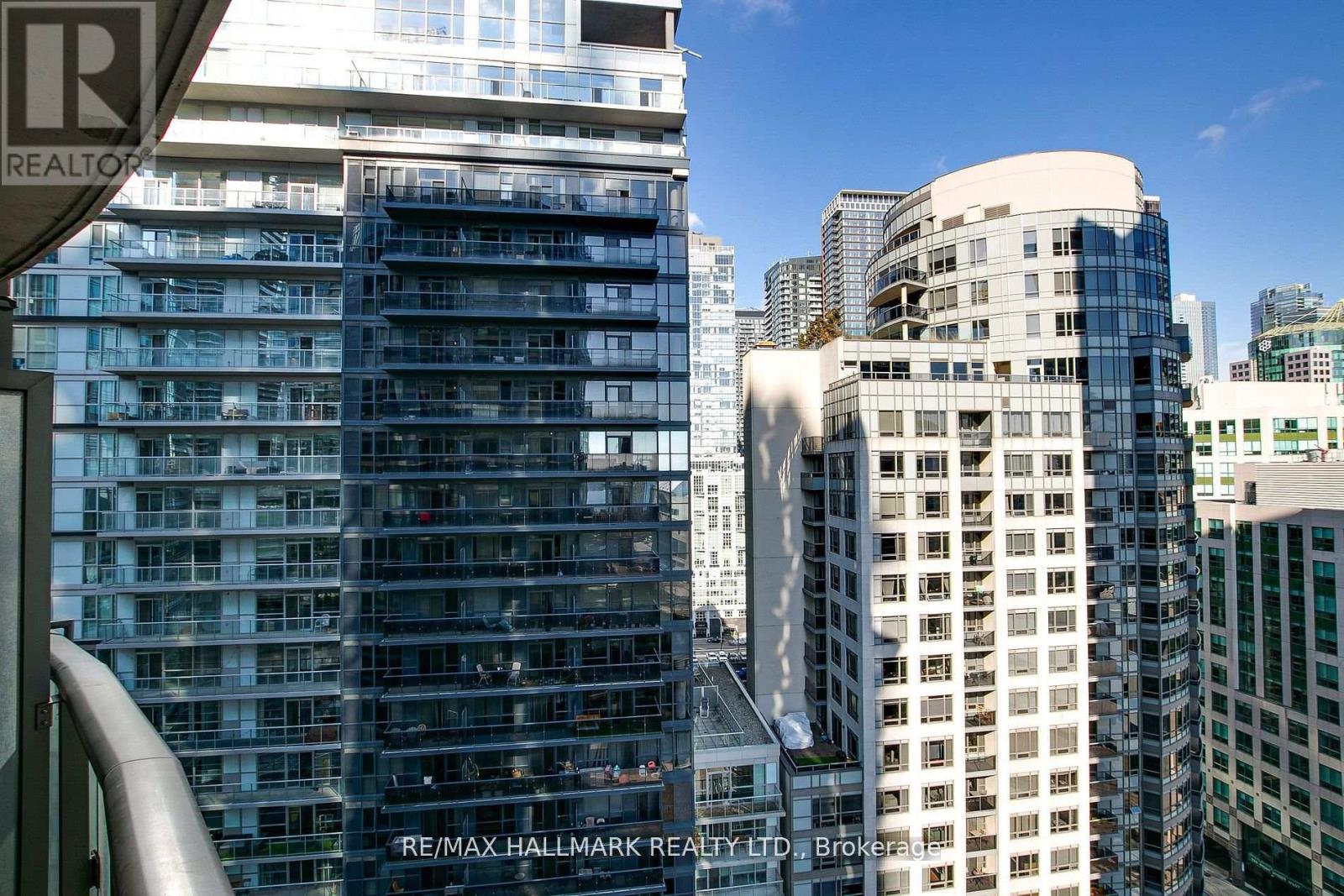 2209 - 373 Front Street W, Toronto, Ontario  M5V 3R7 - Photo 25 - C12890622