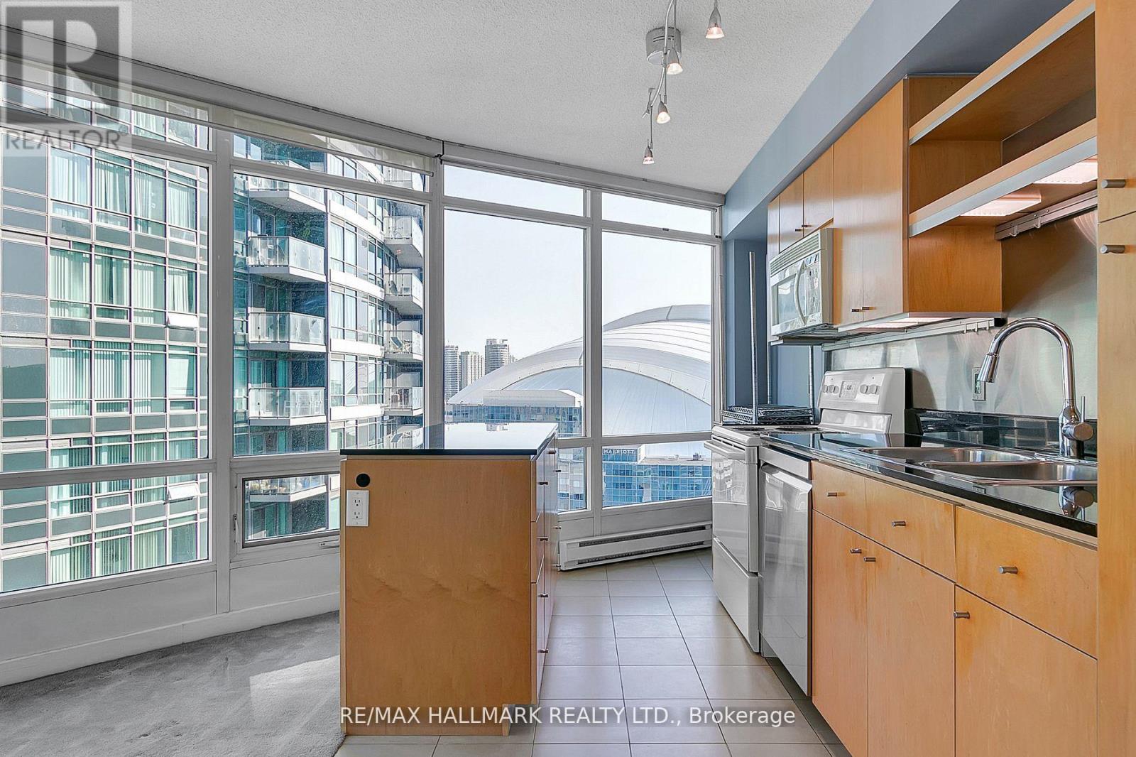 2209 - 373 Front Street W, Toronto, Ontario  M5V 3R7 - Photo 8 - C12890622