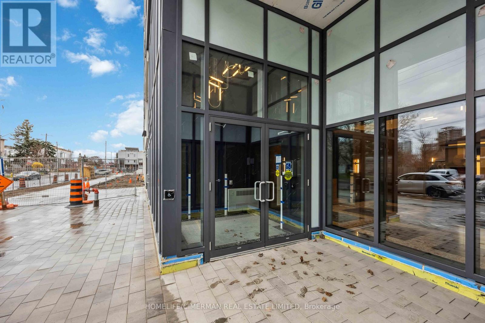 719 - 625 Sheppard Avenue E, Toronto, Ontario  M2K 1H4 - Photo 2 - C12890646