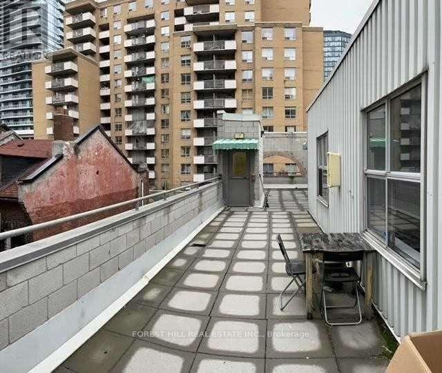 202 - 126 Dundas Street, Toronto, Ontario  M5B 1E2 - Photo 9 - C12890662