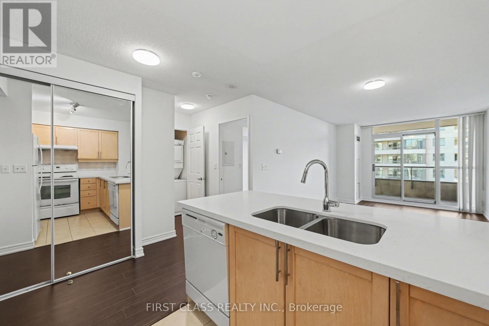 2909 - 23 Hollywood Avenue, Toronto, Ontario  M2N 6P5 - Photo 6 - C12890678