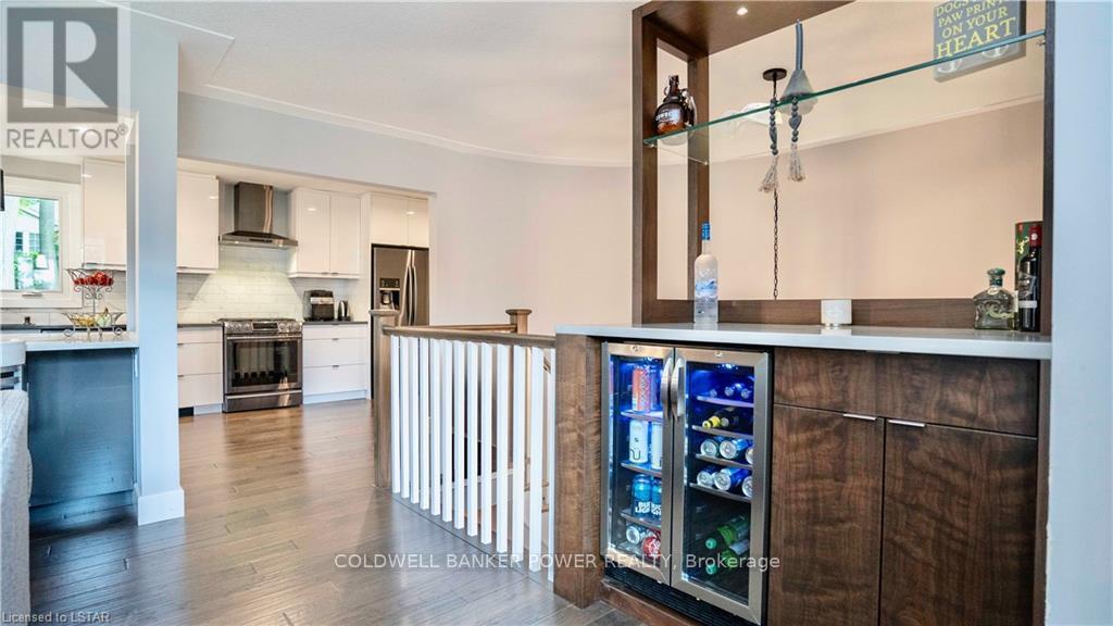 32 Conifer Court, London South, Ontario  N6K 2X4 - Photo 11 - X12890518