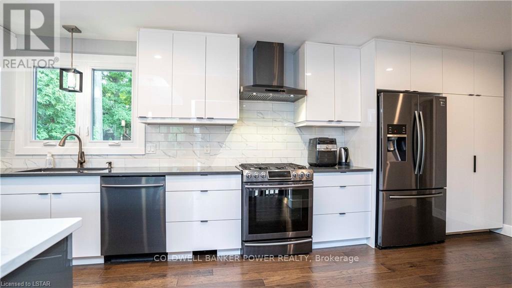 32 Conifer Court, London South, Ontario  N6K 2X4 - Photo 15 - X12890518