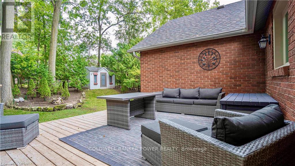 32 Conifer Court, London South, Ontario  N6K 2X4 - Photo 32 - X12890518