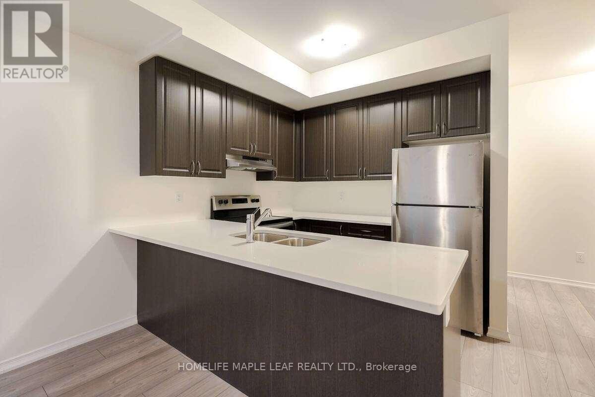 2563 Mojave Path, Oshawa, Ontario  L1L 0P9 - Photo 3 - E12890352