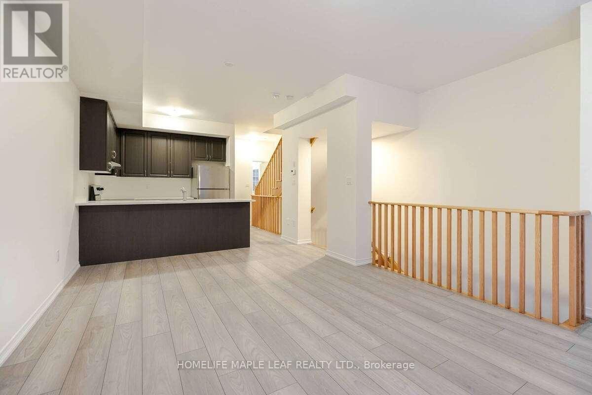 2563 Mojave Path, Oshawa, Ontario  L1L 0P9 - Photo 6 - E12890352