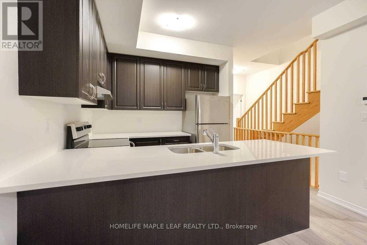 2563 Mojave Path, Oshawa, Ontario  L1L 0P9 - Photo 7 - E12890352