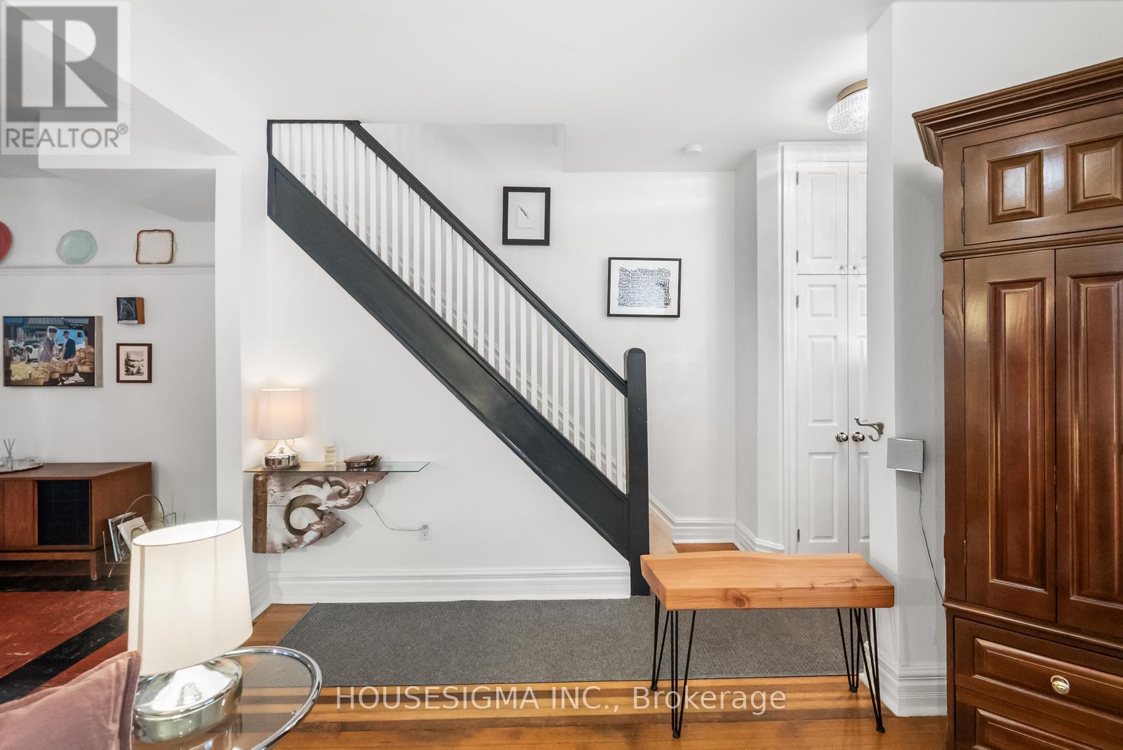 172 Ashdale Avenue, Toronto (Greenwood-Coxwell), Ontario  M4L 2Y9 - Photo 13 - E12890396