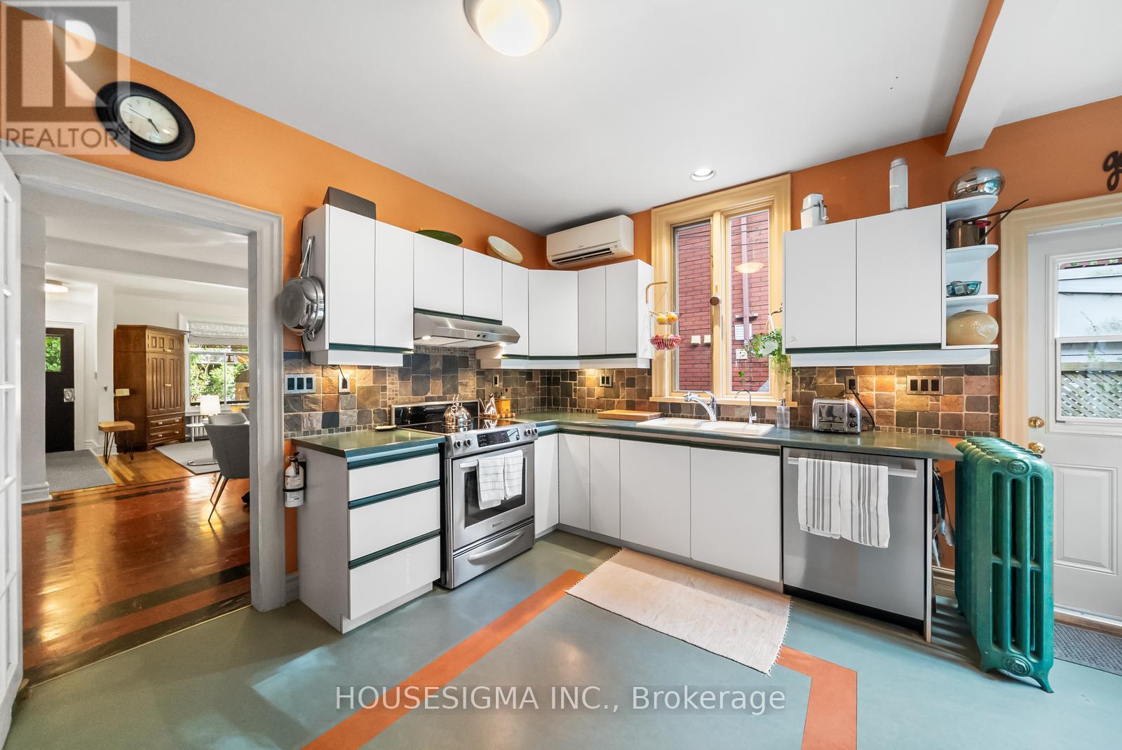 172 Ashdale Avenue, Toronto (Greenwood-Coxwell), Ontario  M4L 2Y9 - Photo 24 - E12890396