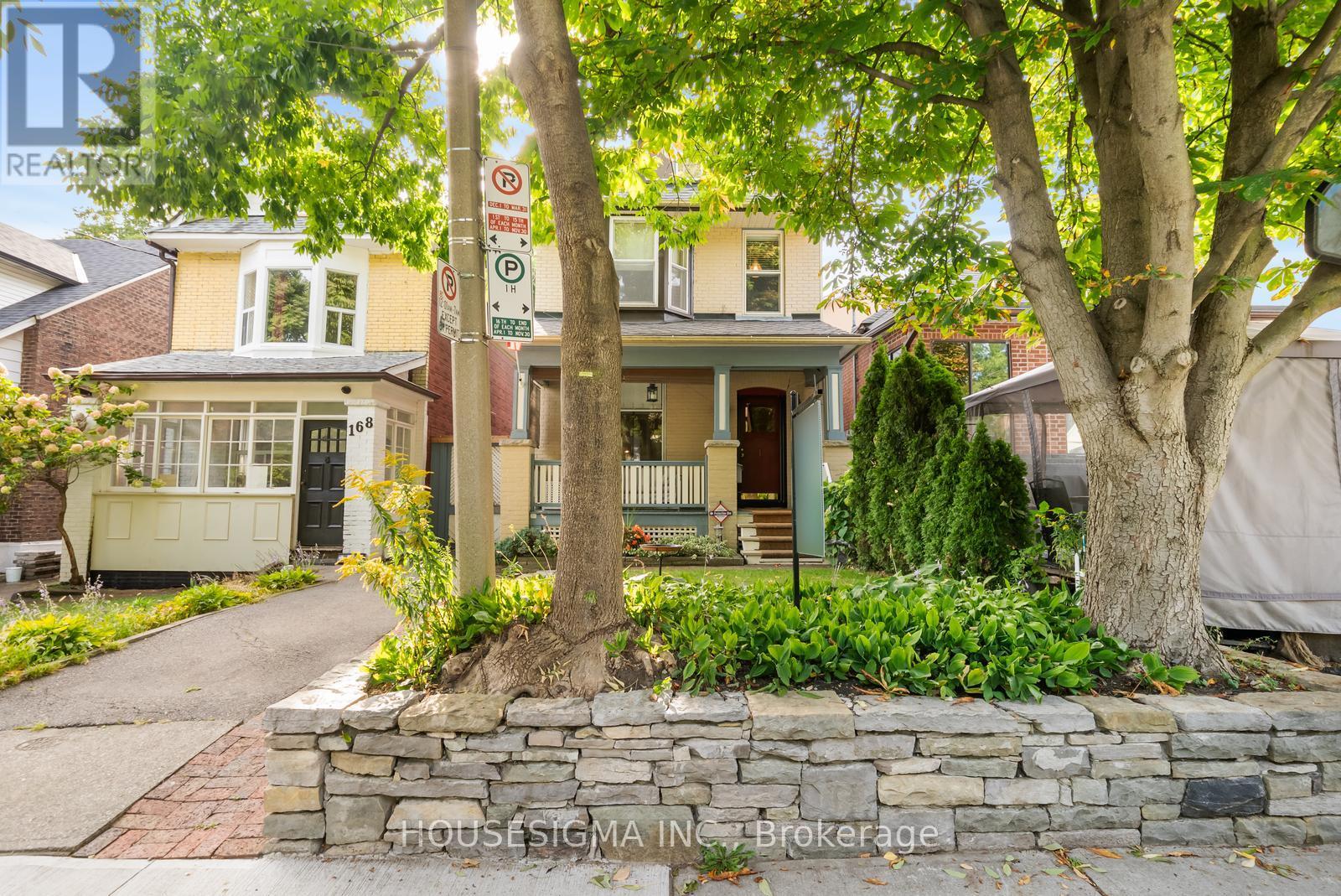 172 Ashdale Avenue, Toronto (Greenwood-Coxwell), Ontario  M4L 2Y9 - Photo 4 - E12890396