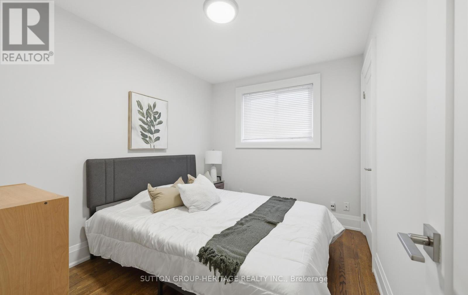 1402 Colmar Avenue, Pickering, Ontario  L1W 1C3 - Photo 19 - E12890480