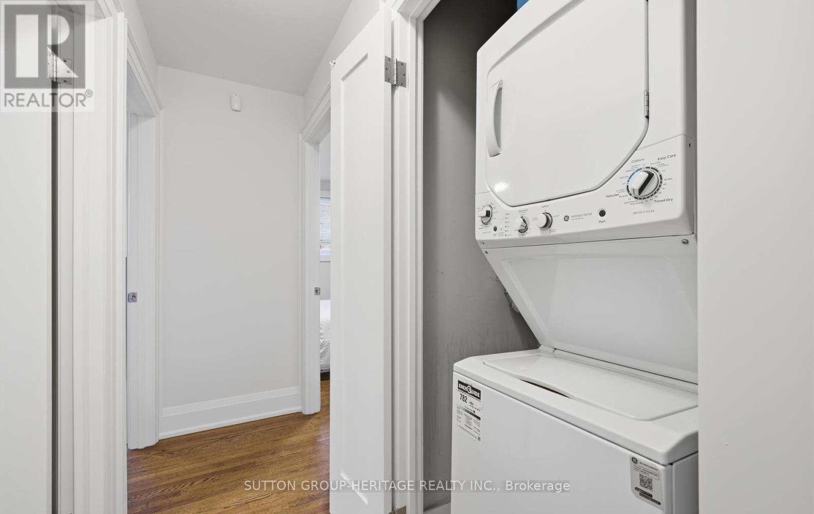 1402 Colmar Avenue, Pickering, Ontario  L1W 1C3 - Photo 22 - E12890480