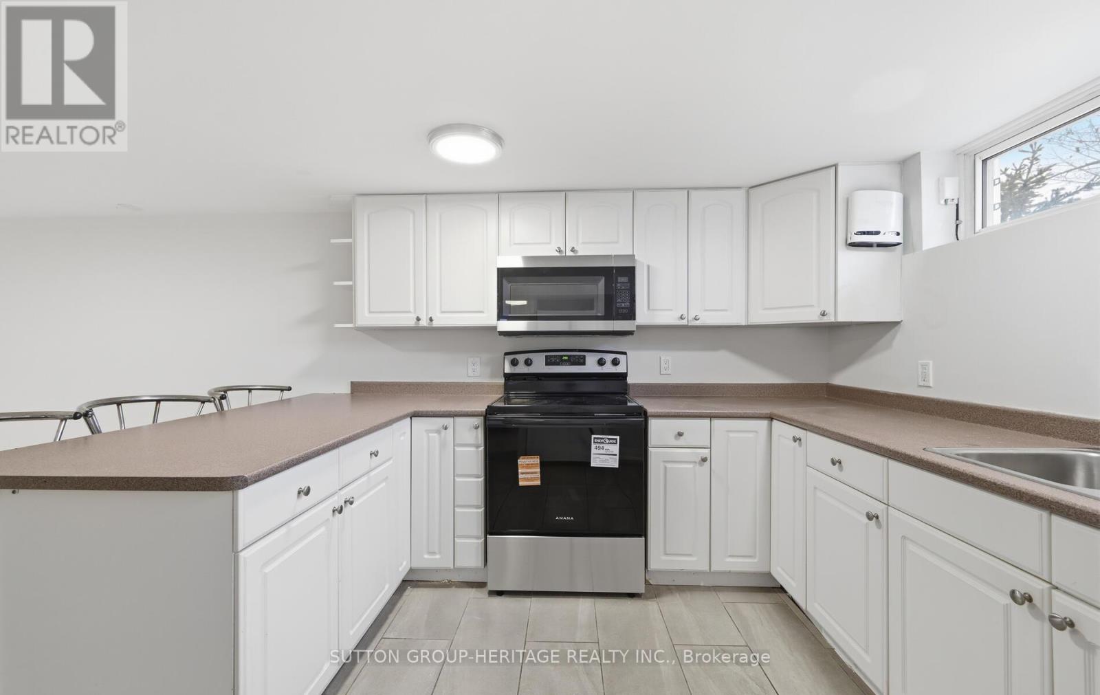 1402 Colmar Avenue, Pickering, Ontario  L1W 1C3 - Photo 28 - E12890480