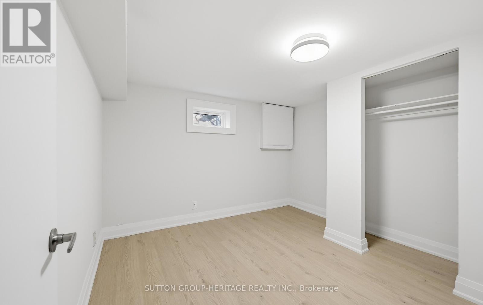 1402 Colmar Avenue, Pickering, Ontario  L1W 1C3 - Photo 31 - E12890480