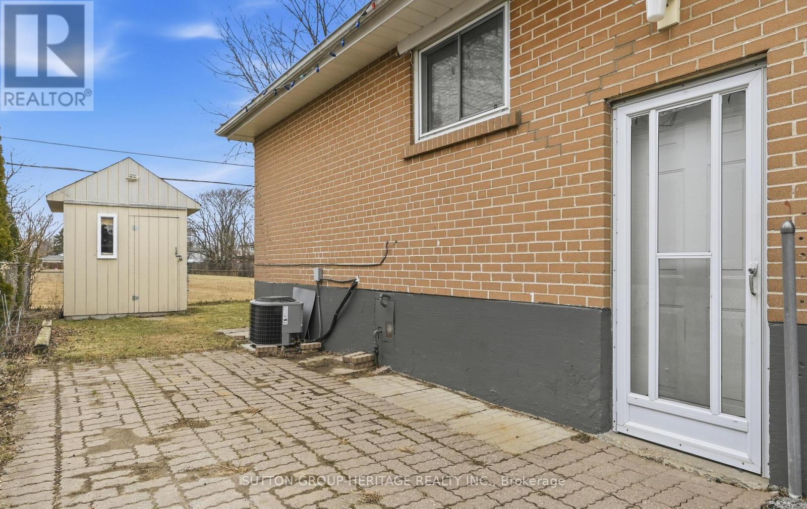 1402 Colmar Avenue, Pickering, Ontario  L1W 1C3 - Photo 40 - E12890480