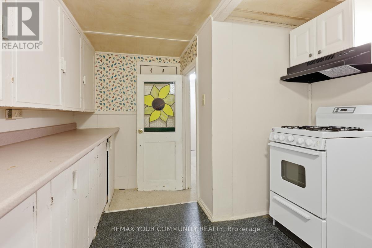 Lower - 71 Lesmount Avenue, Toronto, Ontario  M4J 3V7 - Photo 2 - E12890534