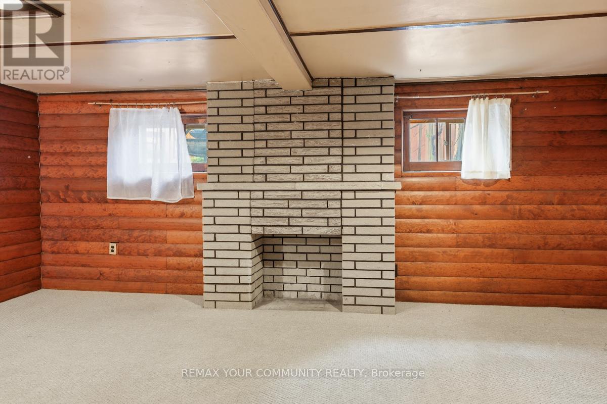 Entire - 71 Lesmount Avenue, Toronto, Ontario  M4J 3V7 - Photo 14 - E12890554