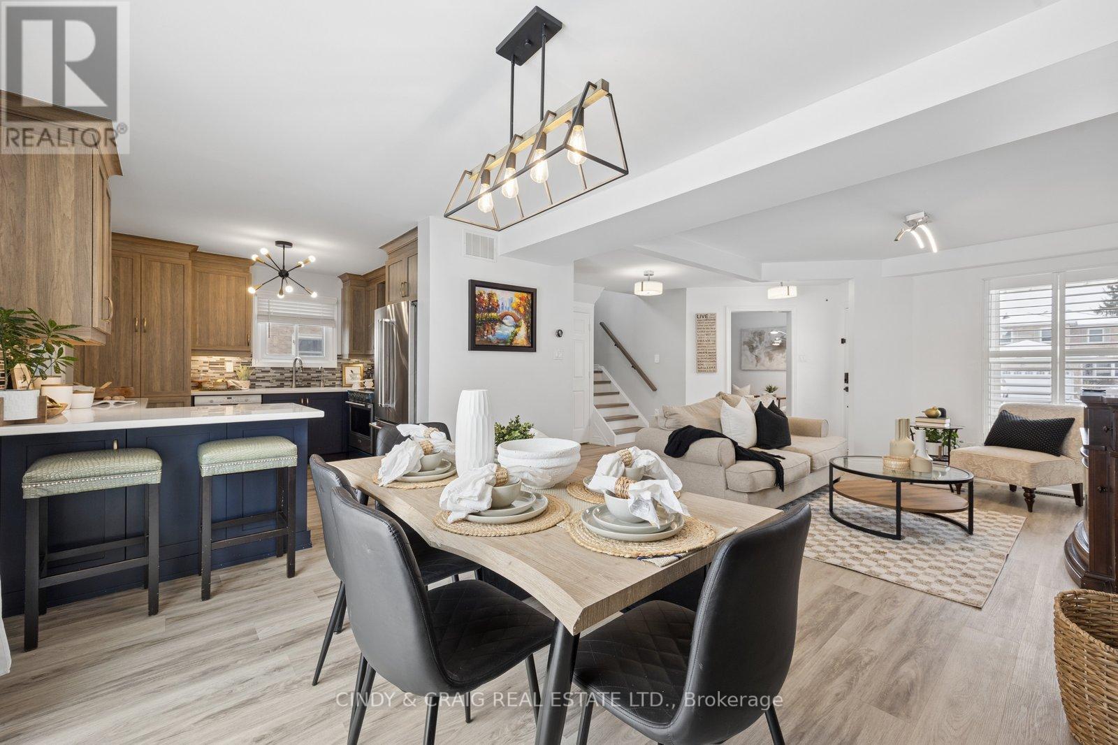 107 Hemingford Place, Whitby, Ontario  L1R 1G2 - Photo 4 - E12890638