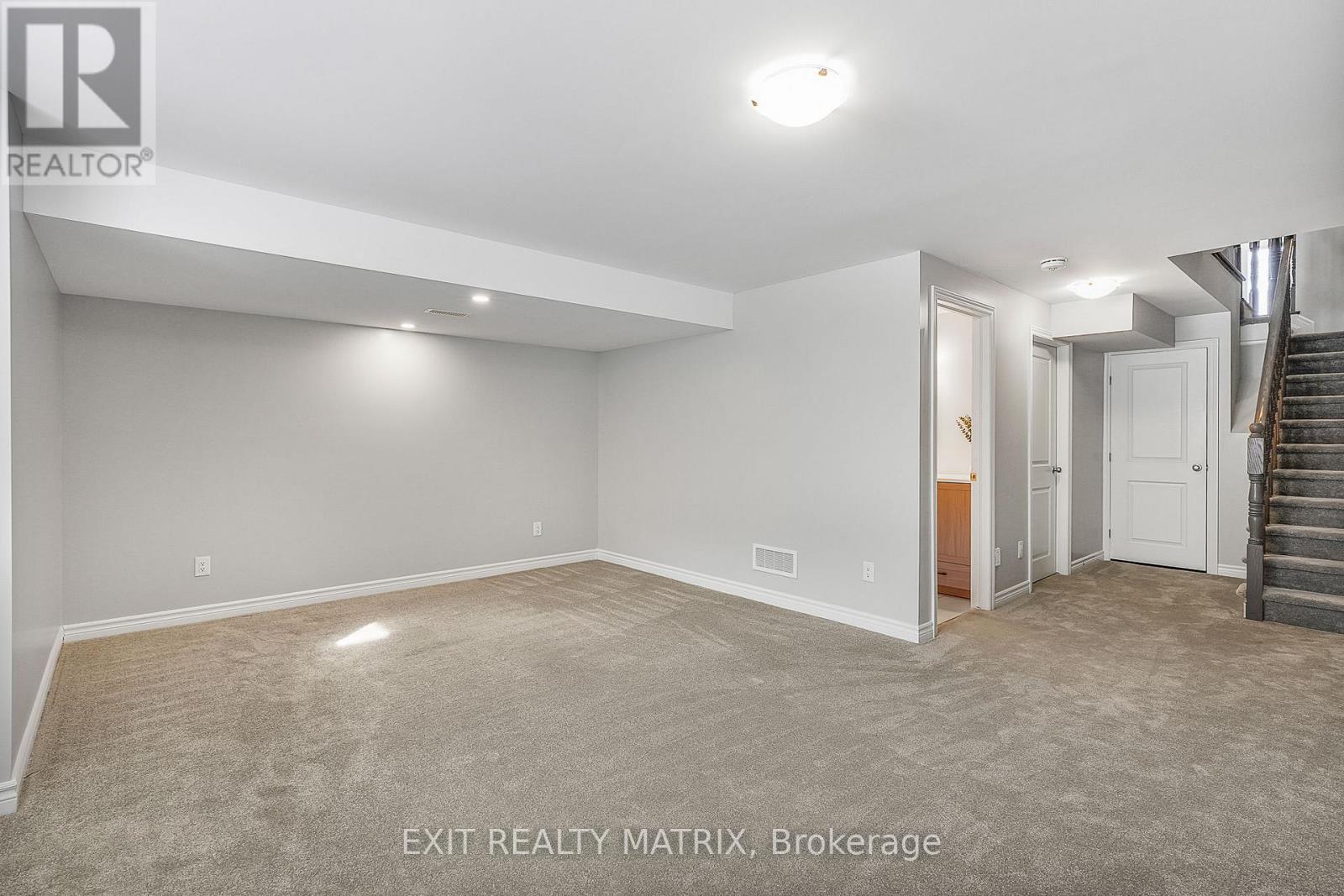 781 Namur Street, Russell, Ontario  K0A 1W0 - Photo 26 - X12890524