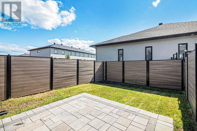 781 Namur Street, Russell, Ontario  K0A 1W0 - Photo 38 - X12890524