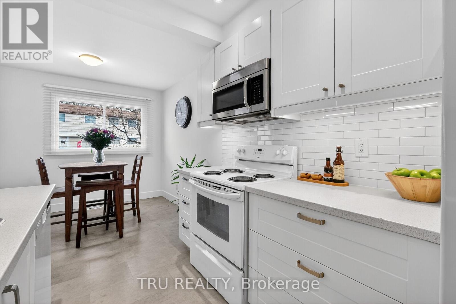 26 - 4631 Cecilia Crescent, Ottawa, Ontario  K1J 8S7 - Photo 10 - X12890568