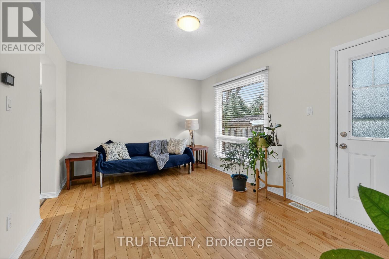 26 - 4631 Cecilia Crescent, Ottawa, Ontario  K1J 8S7 - Photo 15 - X12890568