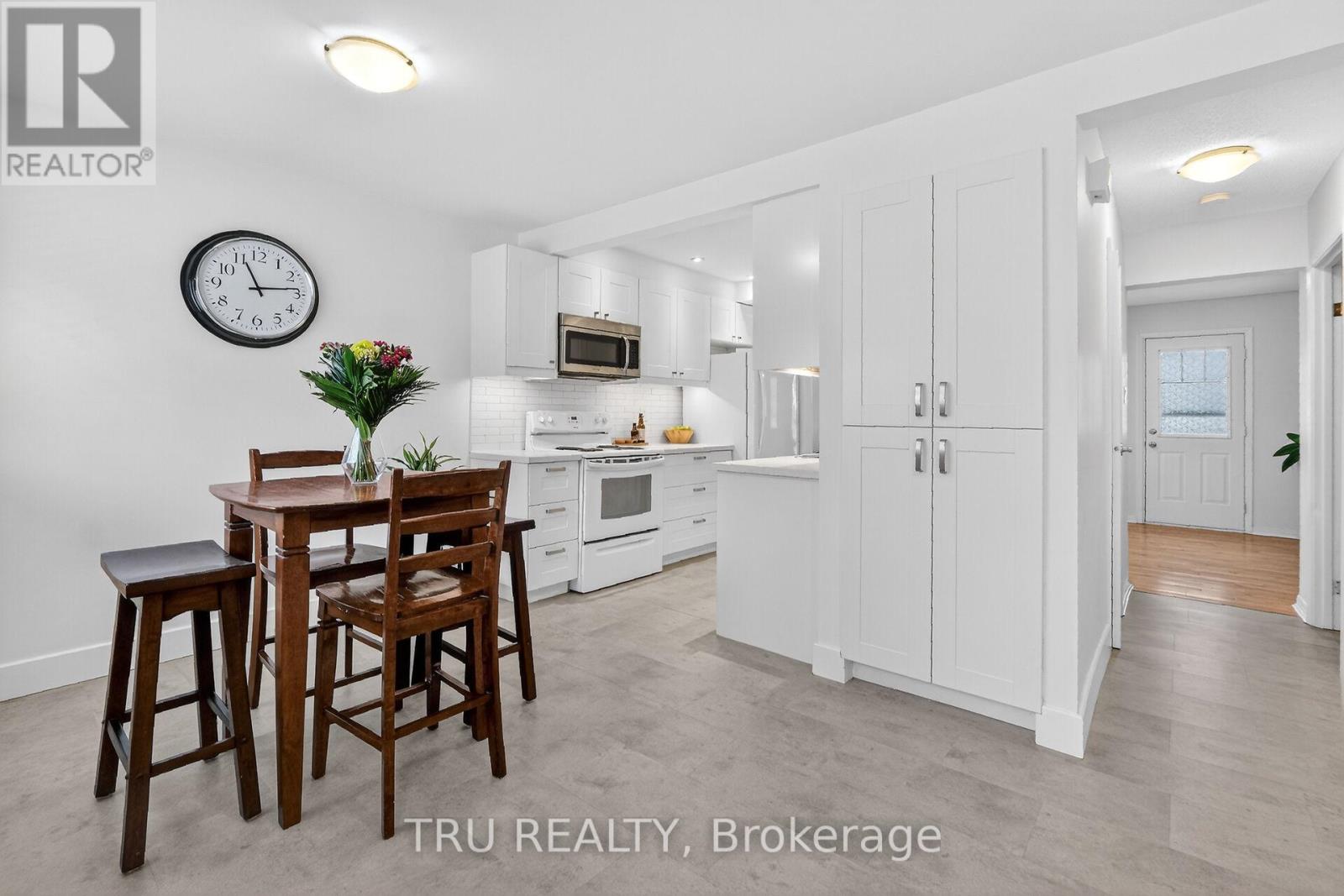 26 - 4631 Cecilia Crescent, Ottawa, Ontario  K1J 8S7 - Photo 6 - X12890568