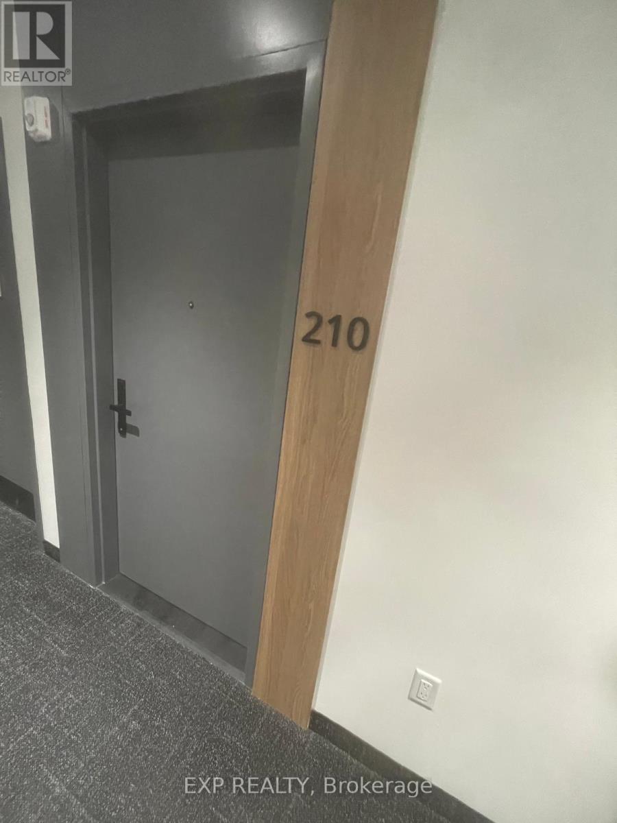 210 - 1600 James Naismith Drive, Ottawa, Ontario  K1B 5N8 - Photo 1 - X12890594