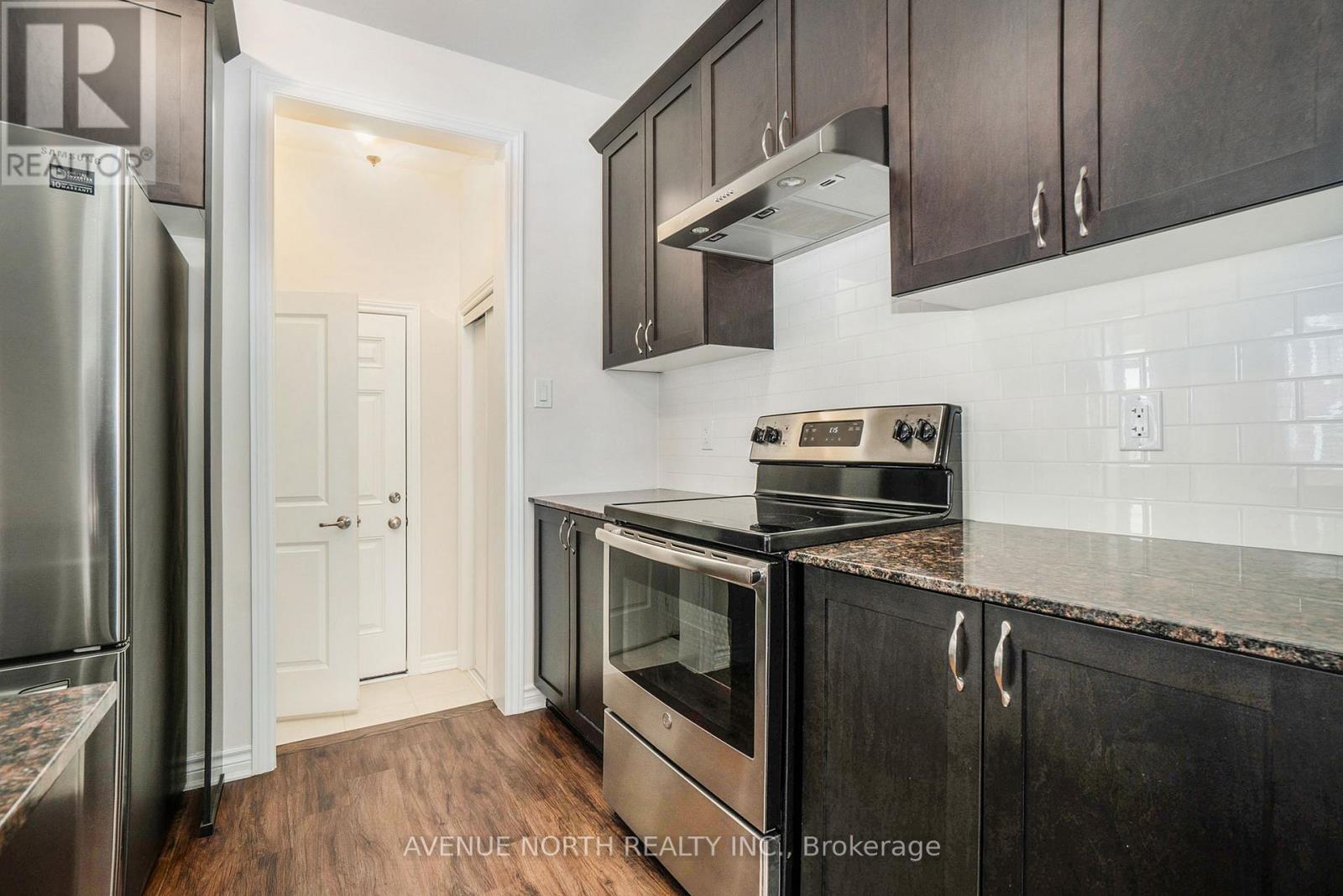 157 Cranesbill Road, Ottawa, Ontario  K2V 0J5 - Photo 10 - X12890668