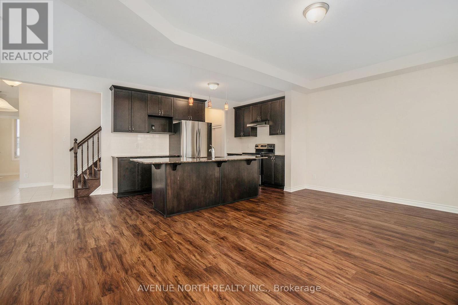 157 Cranesbill Road, Ottawa, Ontario  K2V 0J5 - Photo 7 - X12890668